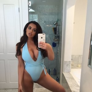 Abigail Ratchford Naked Celebrity Pic sexy 075 