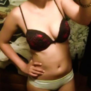 Akshara Haasan Newest Celebrity Nude sexy 004 