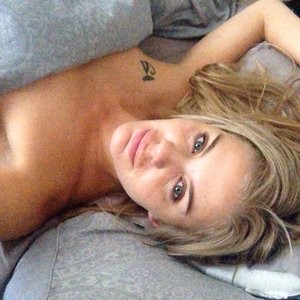 Alice Haig Celeb Nude sexy 040 