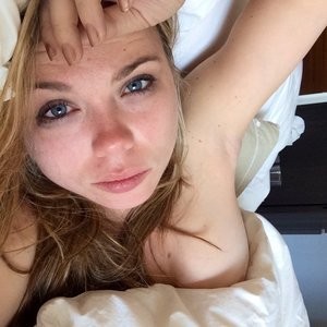 Amanda Fuller nude Real Celebrity Nude