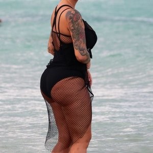 Amber Rose: Endless Summer/Endless Booty - Celeb Nudes