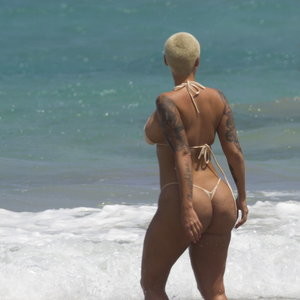 Amber Rose Newest Celebrity Nude sexy 012 