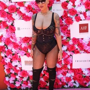Amber Rose Newest Celebrity Nude sexy 009 