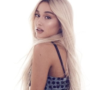Ariana Grande Newest Celebrity Nude sexy 049 