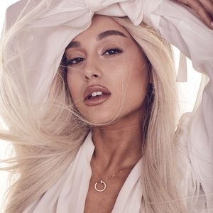 Ariana Grande Real Celebrity Nude sexy 116 