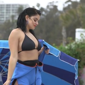 Ariel Winter Answering All The Questions – Celeb Nudes