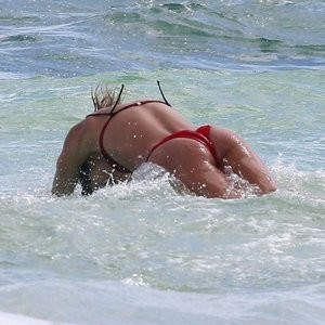 Ashley Hart Naked Celebrity Pic sexy 049 