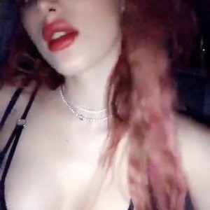 Bella Thorne Celeb Nude sexy 008 