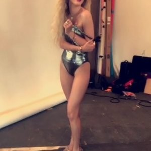 Bella Thorne Free nude Celebrity sexy 005 