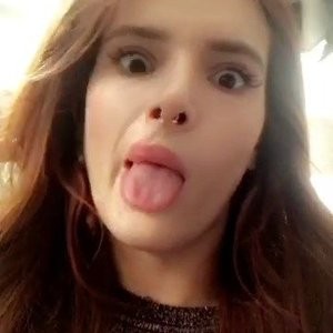 Bella Thorne Celebrity Nude Pic sexy 008 
