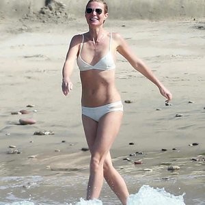 Gwyneth Paltrow Free Nude Celeb sexy 003 