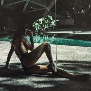 Julia Lescova Real Celebrity Nude sexy 007 