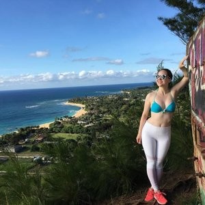 Brittany Curran Nude Celeb sexy 019 