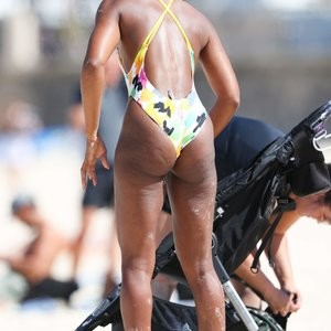 Kelly Rowland Naked Celebrity sexy 003 