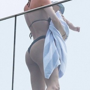 Candice Swanepoel Celebrity Leaked Nude Photo sexy 015 