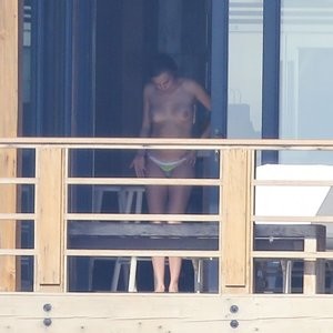 Cara Delevingne topless paparazzi pics in a hotel