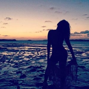 Christina Milian Free Nude Celeb sexy 007 