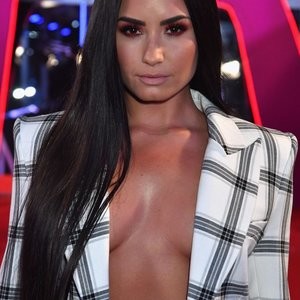 Demi Lovato Best Celebrity Nude sexy 002 