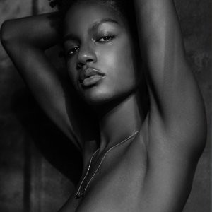 Ebonee Davis Topless Photos - Celeb Nudes