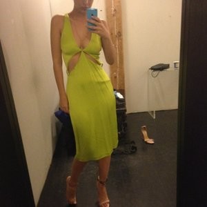 Emily Ratajkowski Celebs Naked sexy 085 