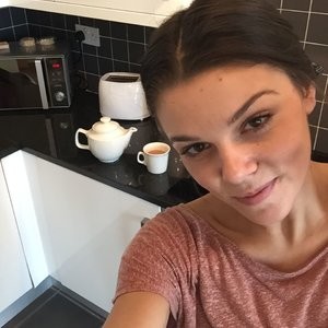 Faye Brookes Celebrity Nude Pic sexy 022 