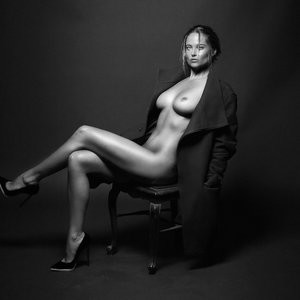 Genevieve Morton Nude Photos - Celeb Nudes