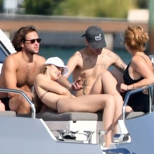 Gigi Hadid Best Celebrity Nude sexy 015 
