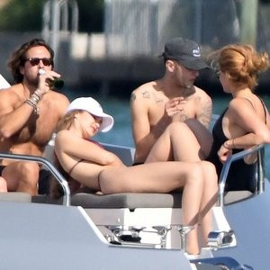 Gigi Hadid Celebrity Leaked Nude Photo sexy 048 