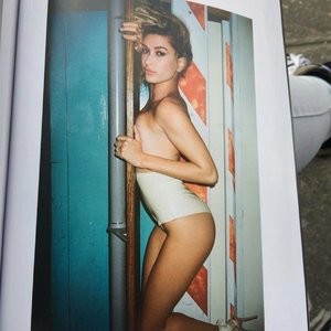 Hailey Baldwin Best Celebrity Nude sexy 003 