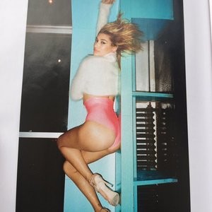 Hailey Baldwin Sexy Photos - Celeb Nudes