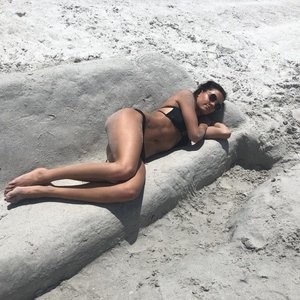 Hayley Erbert Nude Celeb Pic sexy 036 