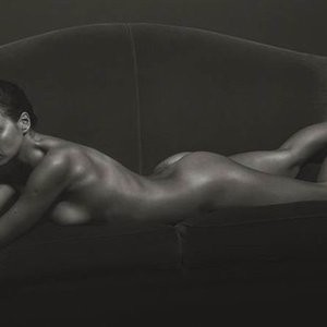 Irina Shayk Newest Celebrity Nude sexy 001 