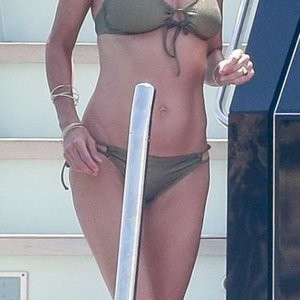 Jennifer Connelly Free Nude Celeb sexy 005 