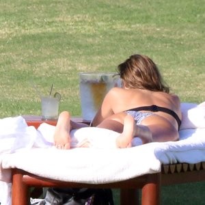 Jessica Alba Sexy Photos – Celeb Nudes