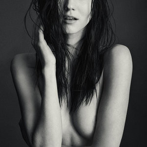 Johanna White nude photos