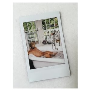 Kate Hudson Nude Photo – Celeb Nudes
