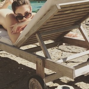 Kelly Brook vacations leaked nude photos
