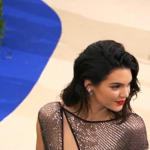 Kendall Jenner Celebrity Leaked Nude Photo sexy 014 