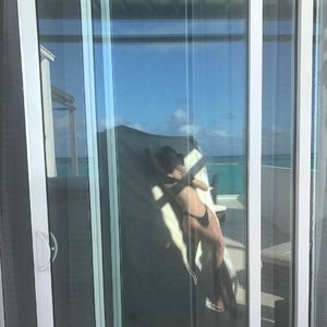 Kendall Jenner Free Nude Celeb sexy 002 