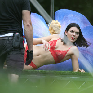 Kendall Jenner Naked Celebrity sexy 011 