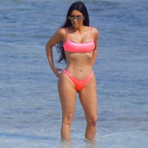 Kim Kardashian Real Celebrity Nude sexy 035 