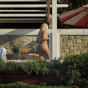 Kim Kardashian Naked Celebrity Pic sexy 018 