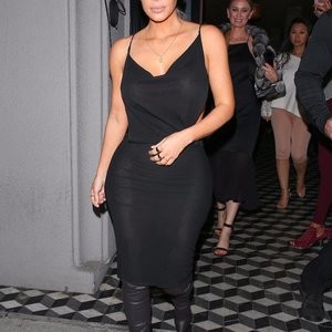 Kim Kardashian Nude Celeb Pic sexy 006 