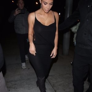 Kim Kardashian Celebrity Leaked Nude Photo sexy 016 