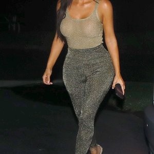 Kim Kardashian Nude Celeb Pic sexy 005 