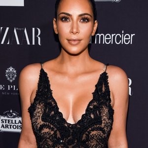 Kim Kardashian Sexy Photos – Celeb Nudes