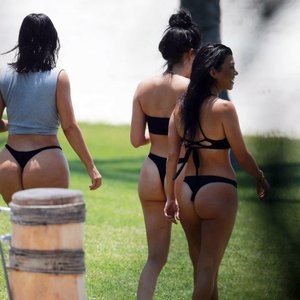 Kim Kardashian Celebrity Leaked Nude Photo sexy 010 