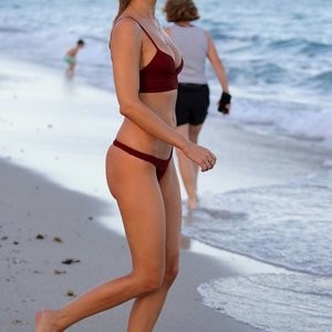 Kimberley Garner Free Nude Celeb sexy 024 