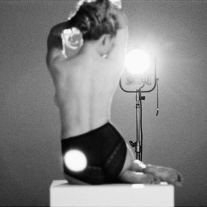 Kirsten Dunst’s Classy B&W Topless Shoot - Celeb Nudes