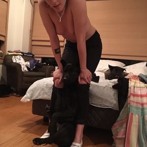 Kristen Stewart Celebrity Leaked Nude Photo sexy 005 